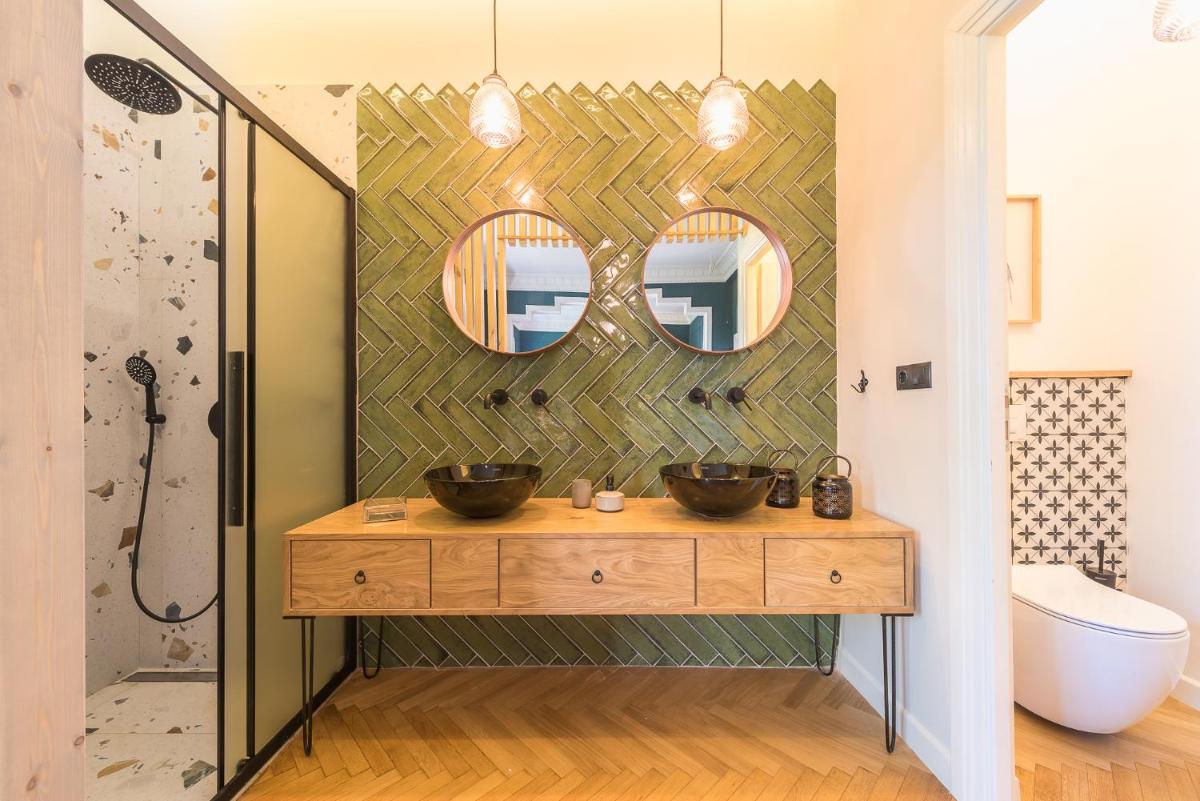 Moon And Stars Athens