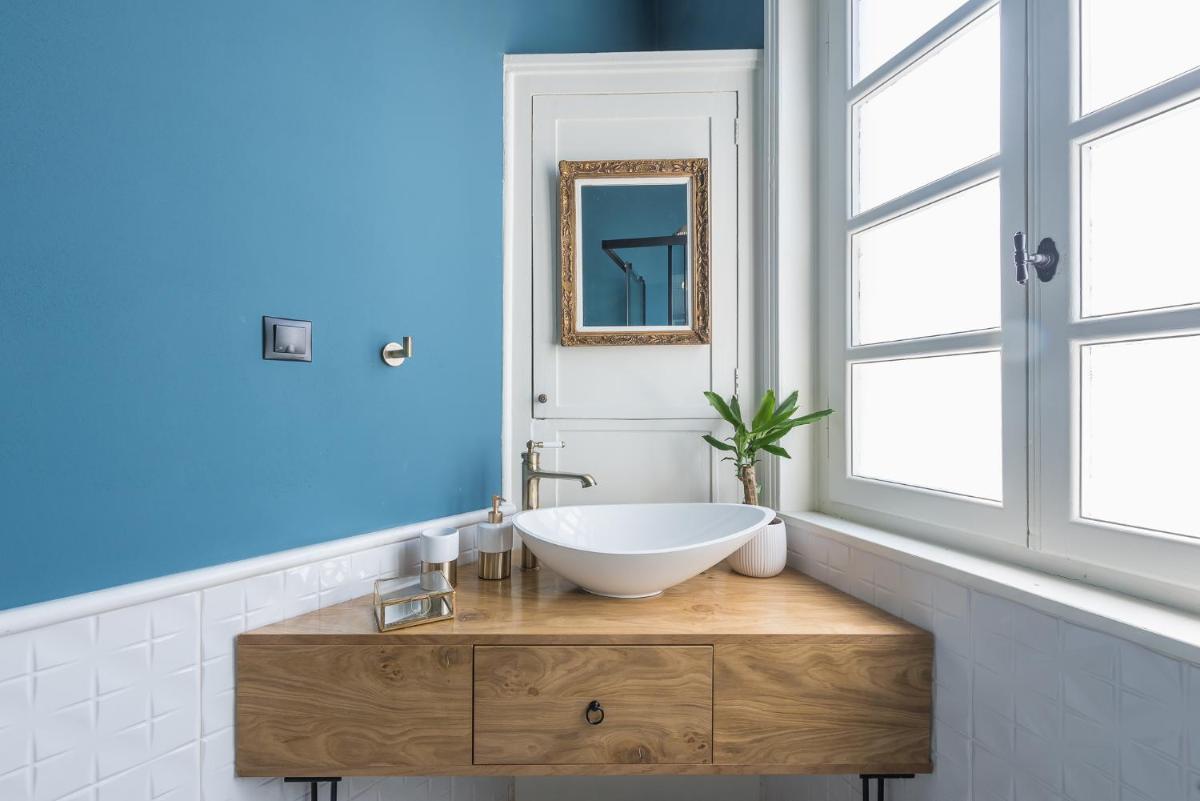 Moon And Stars Athens