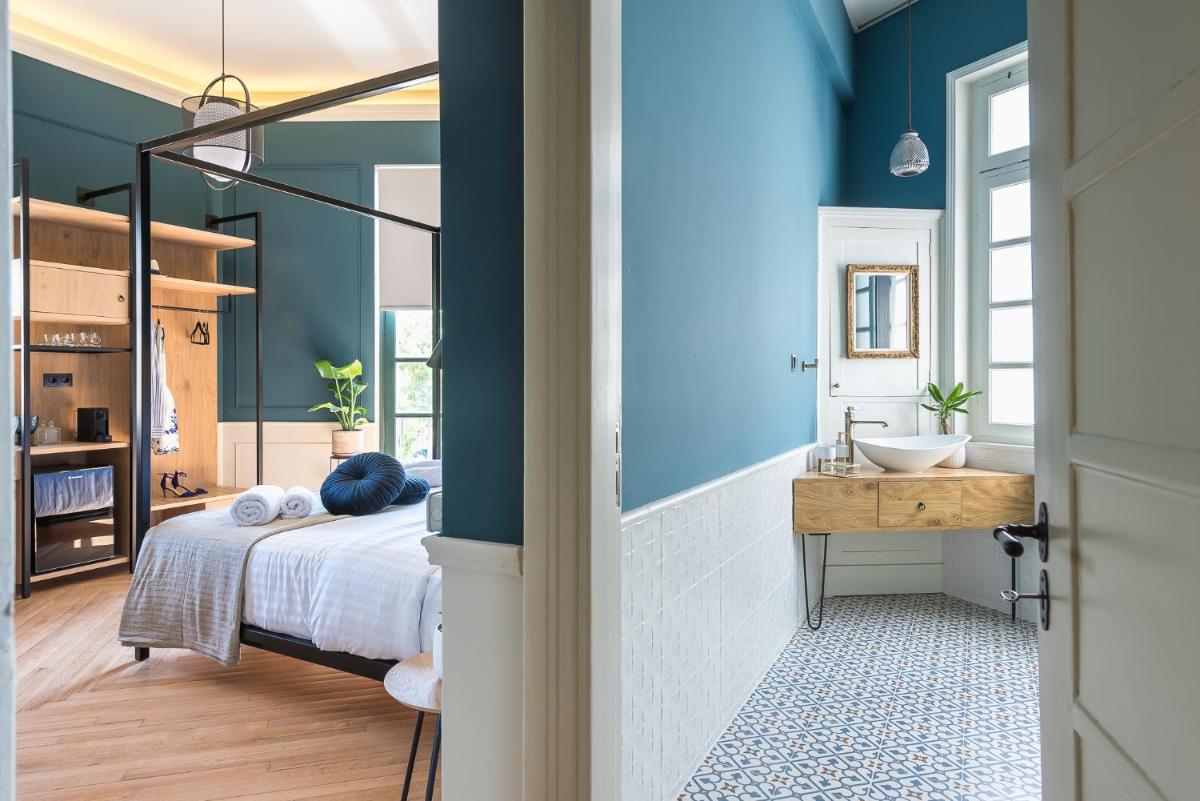 Moon And Stars Athens