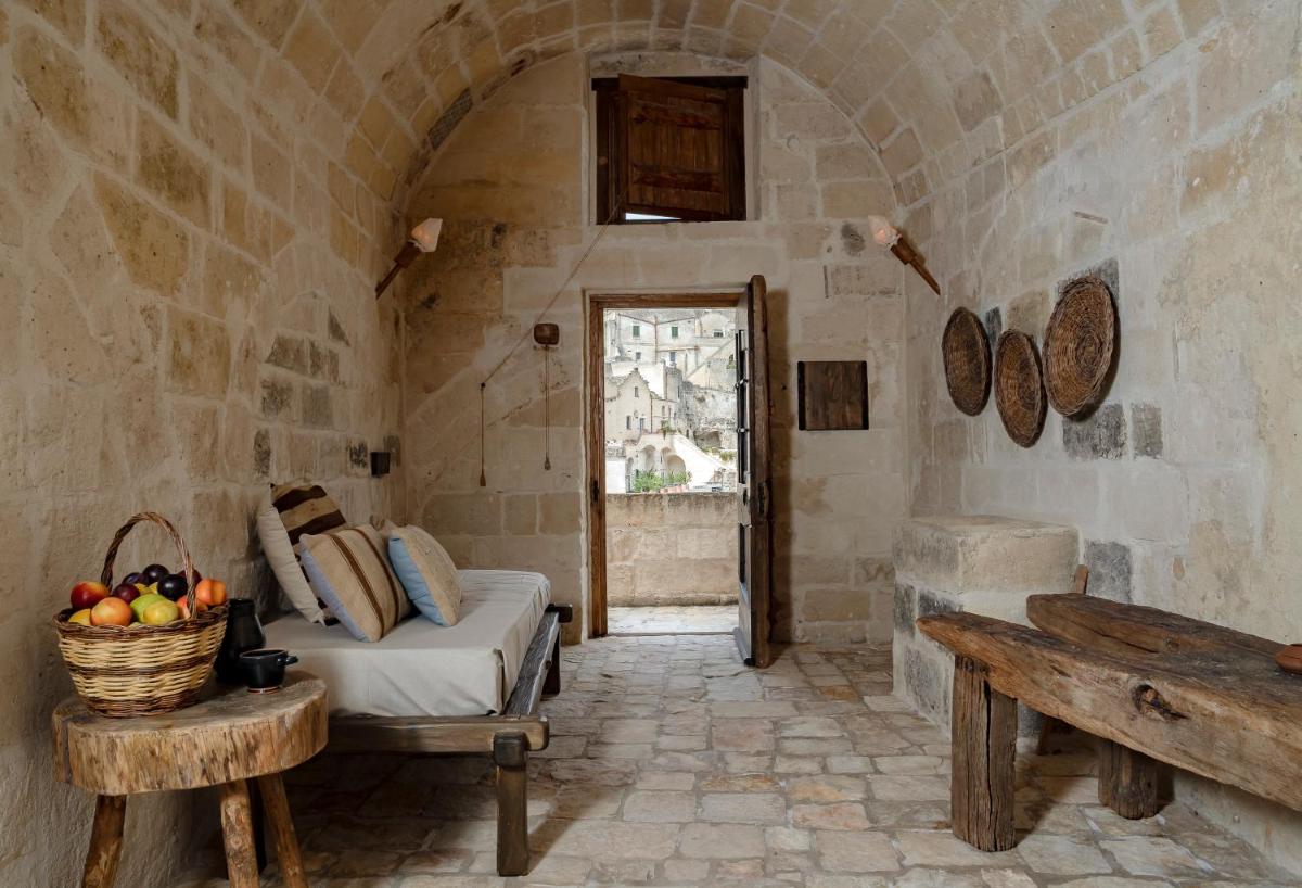 MOYSEION Matera - Real-life experience in the distant past