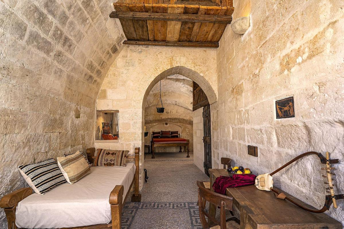 MOYSEION Matera - Real-life experience in the distant past