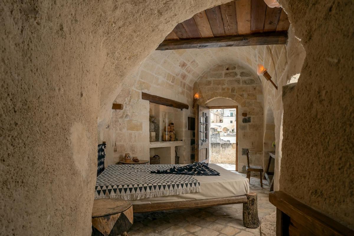 MOYSEION Matera - Real-life experience in the distant past