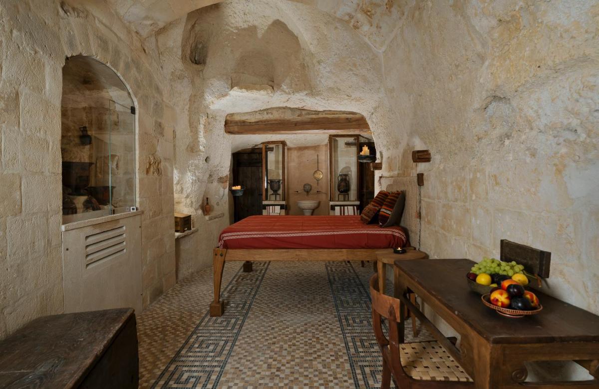 MOYSEION Matera - Real-life experience in the distant past