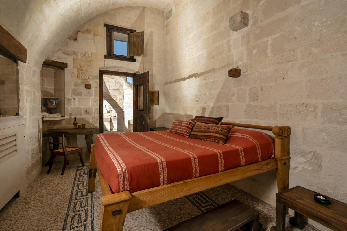 MOYSEION Matera - Real-life experience in the distant past