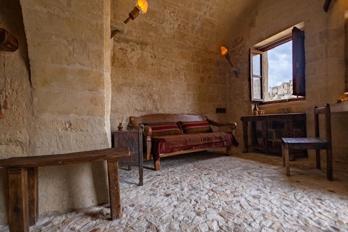 MOYSEION Matera - Real-life experience in the distant past