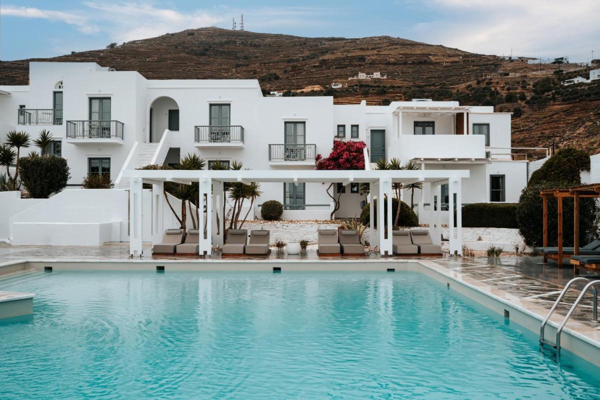 Mr. and Mrs. White Tinos