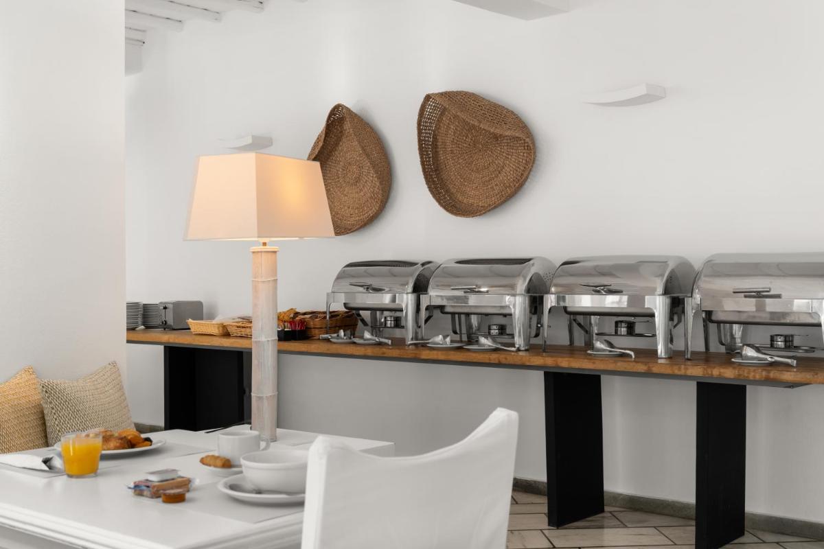 Mr. and Mrs. White Tinos