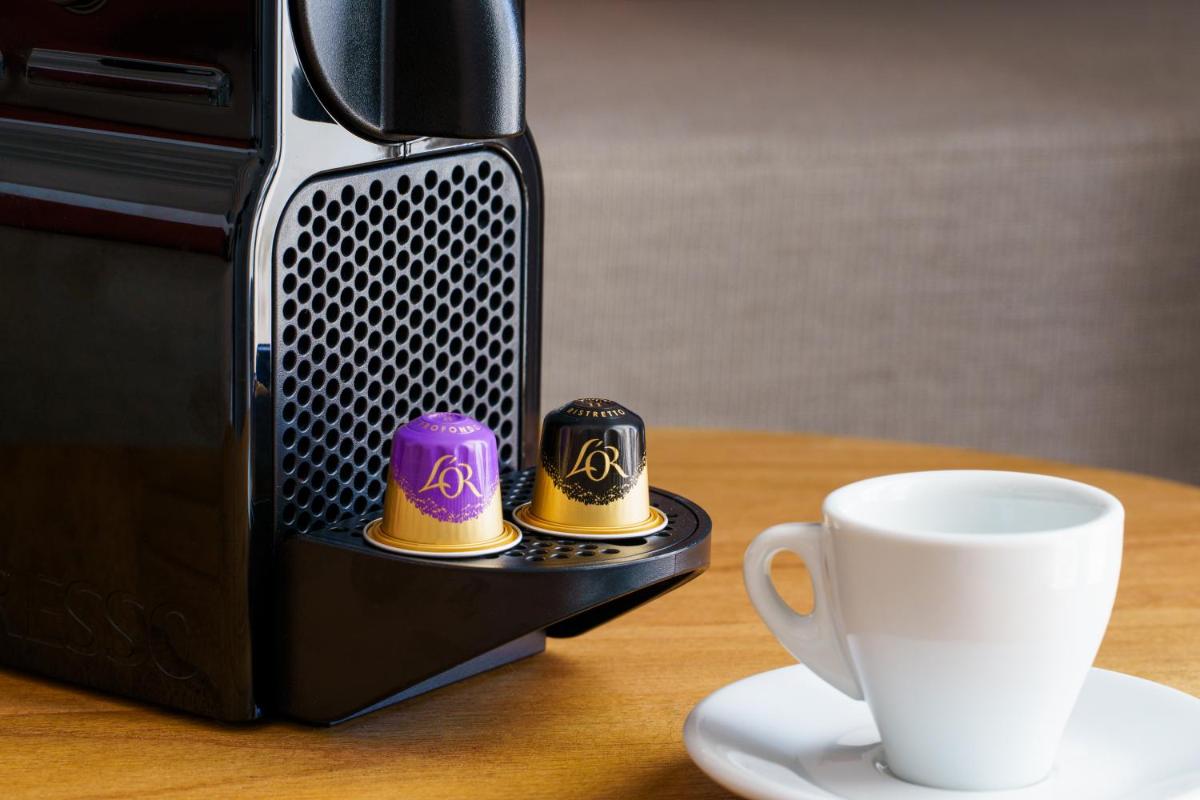 Mr. and Mrs. White Tinos