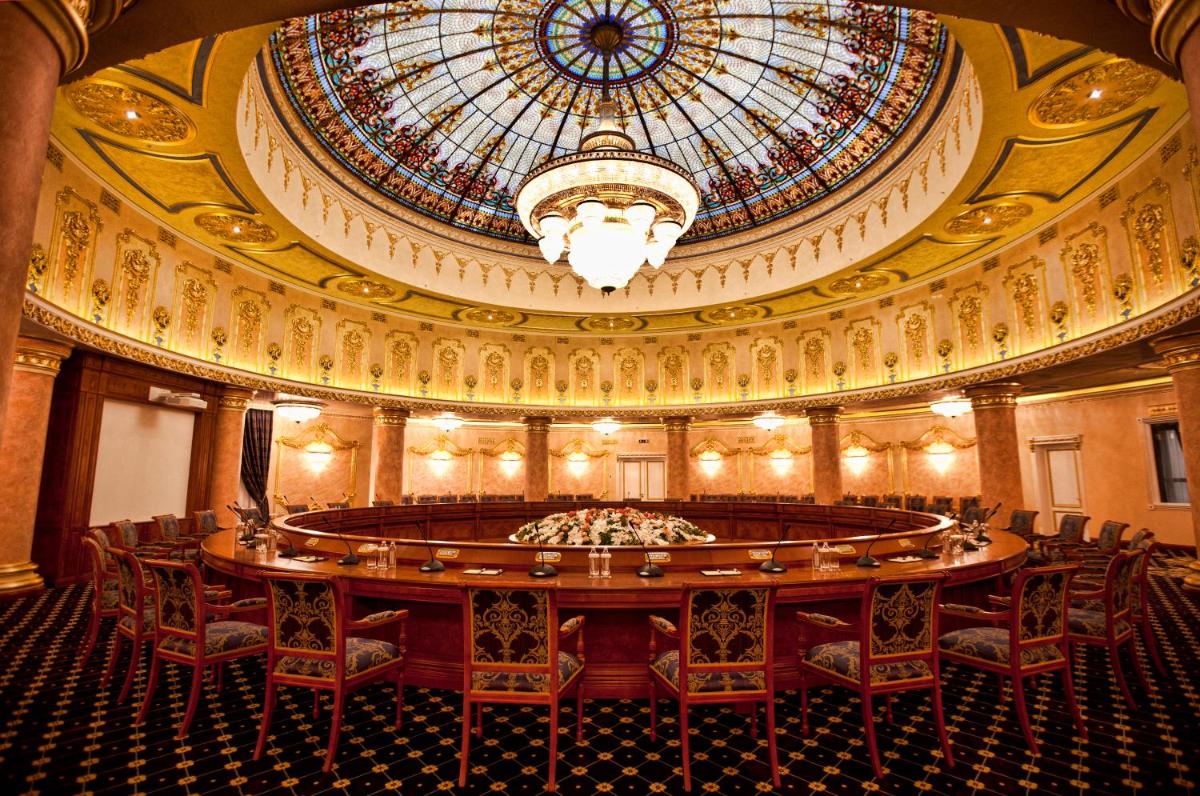 Multi Grand Pharaon Hotel