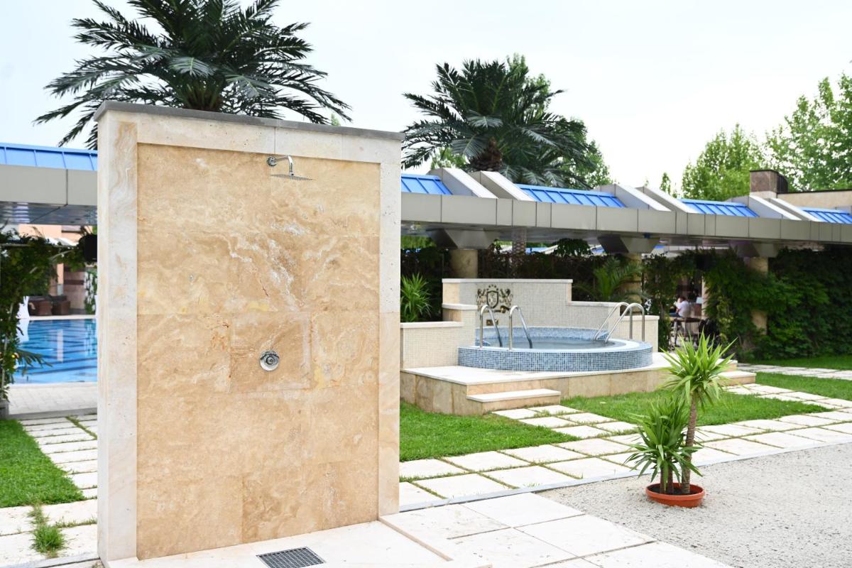 Multi Grand Pharaon Hotel