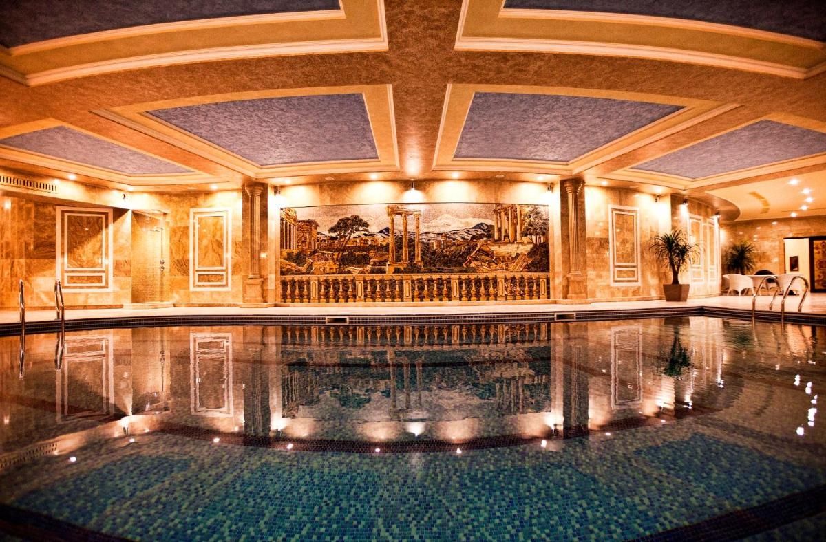 Multi Grand Pharaon Hotel