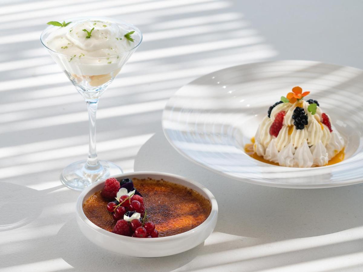 Mykonos Blu, A Grecotel Resort to Live