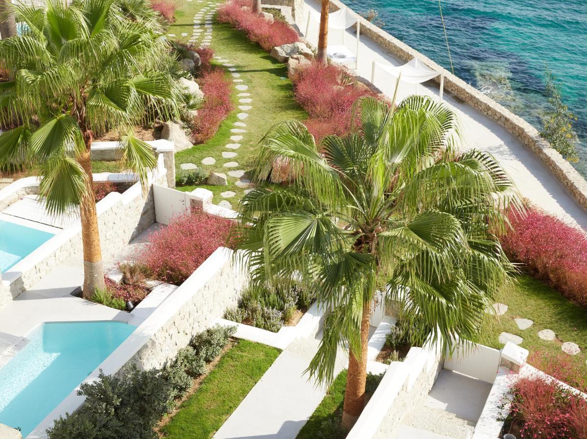 Mykonos Blu, A Grecotel Resort to Live