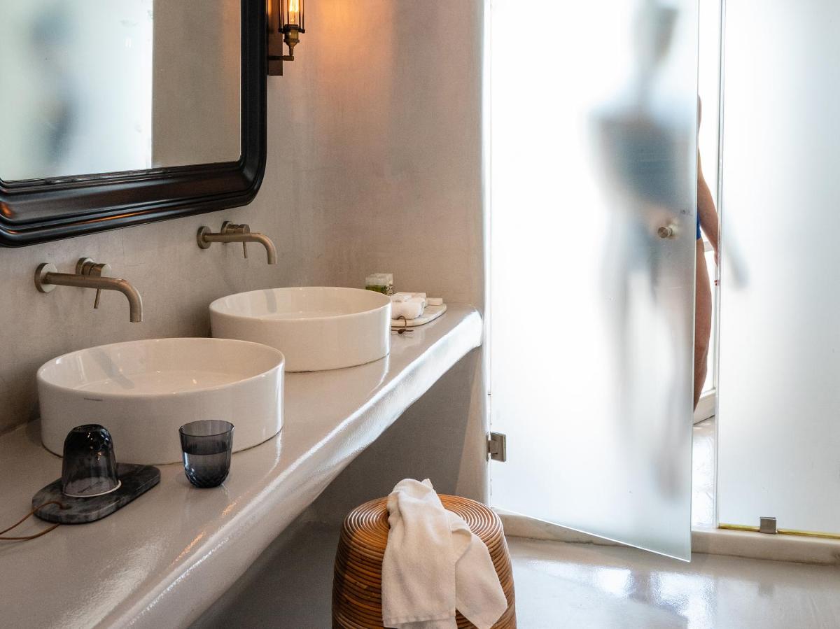 Mykonos Blu, A Grecotel Resort to Live