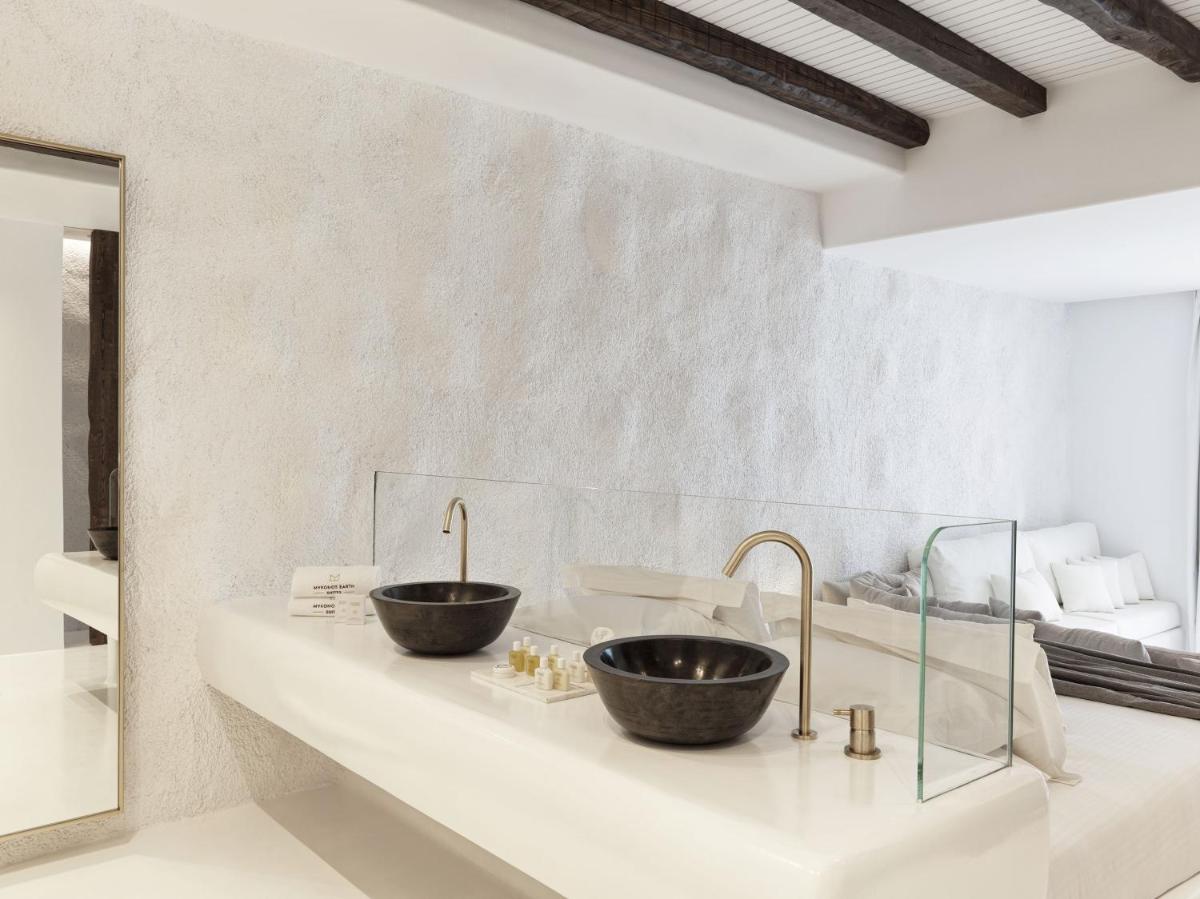 Mykonos Earth Suites