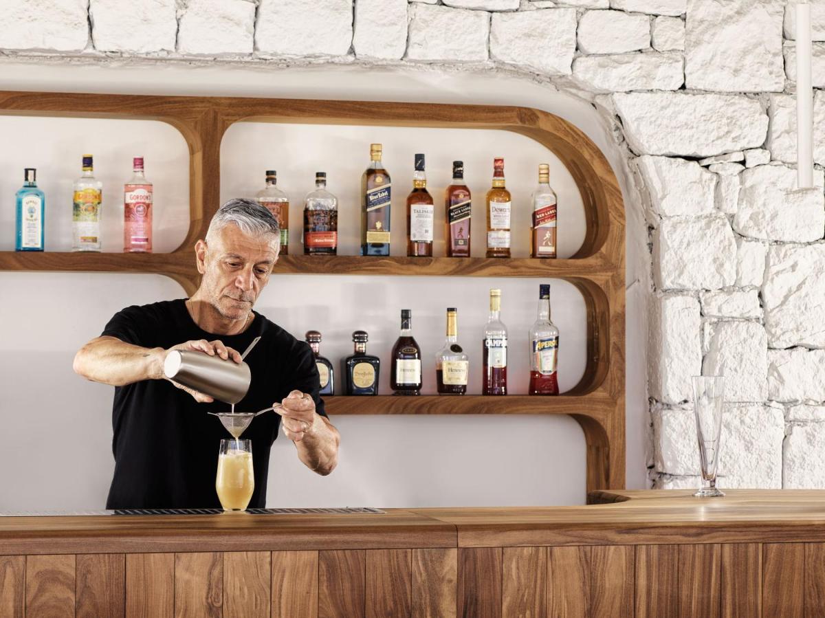 Mykonos Earth Suites