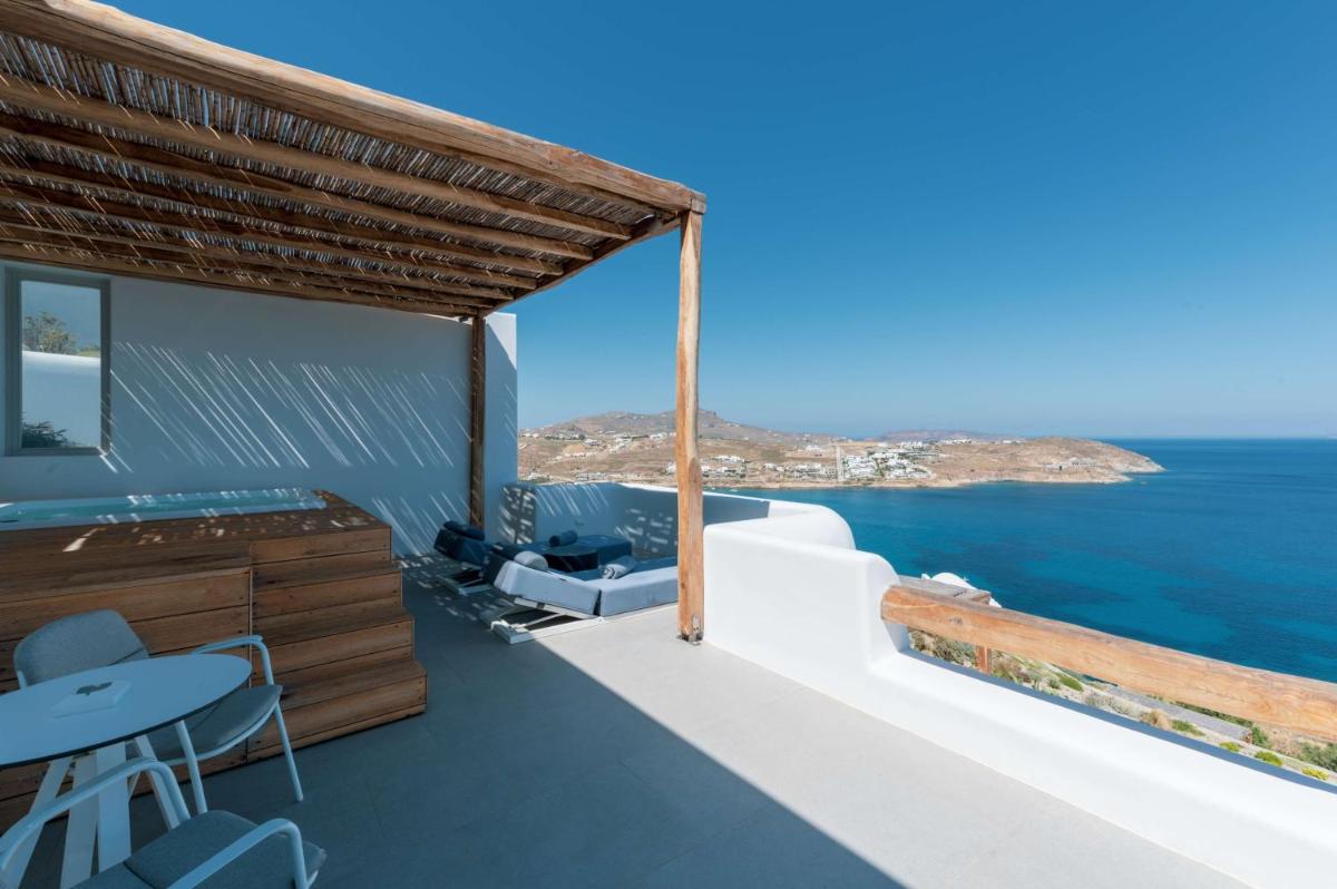 Radisson Blu Euphoria Resort, Mykonos
