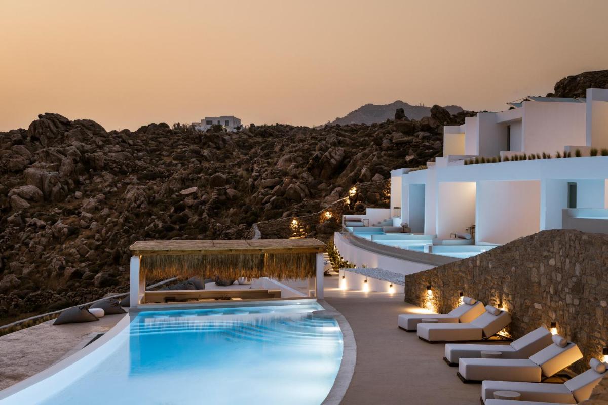 Mykonos Flow Super Paradise, Adults Only by Mr and Mrs White