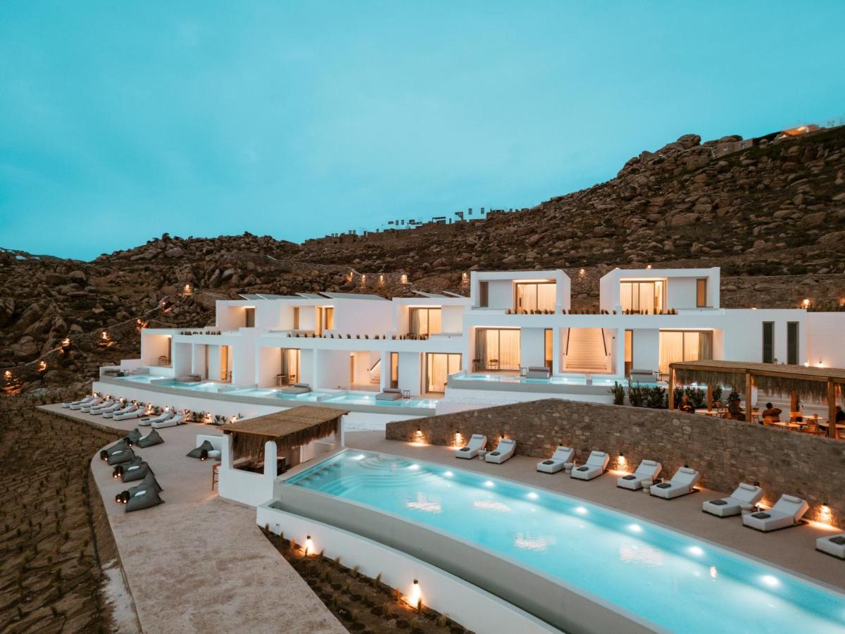 Mykonos Flow Super Paradise, Adults Only by Mr and Mrs White