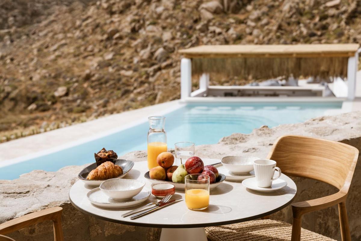 Mykonos Flow Super Paradise, Adults Only by Mr and Mrs White
