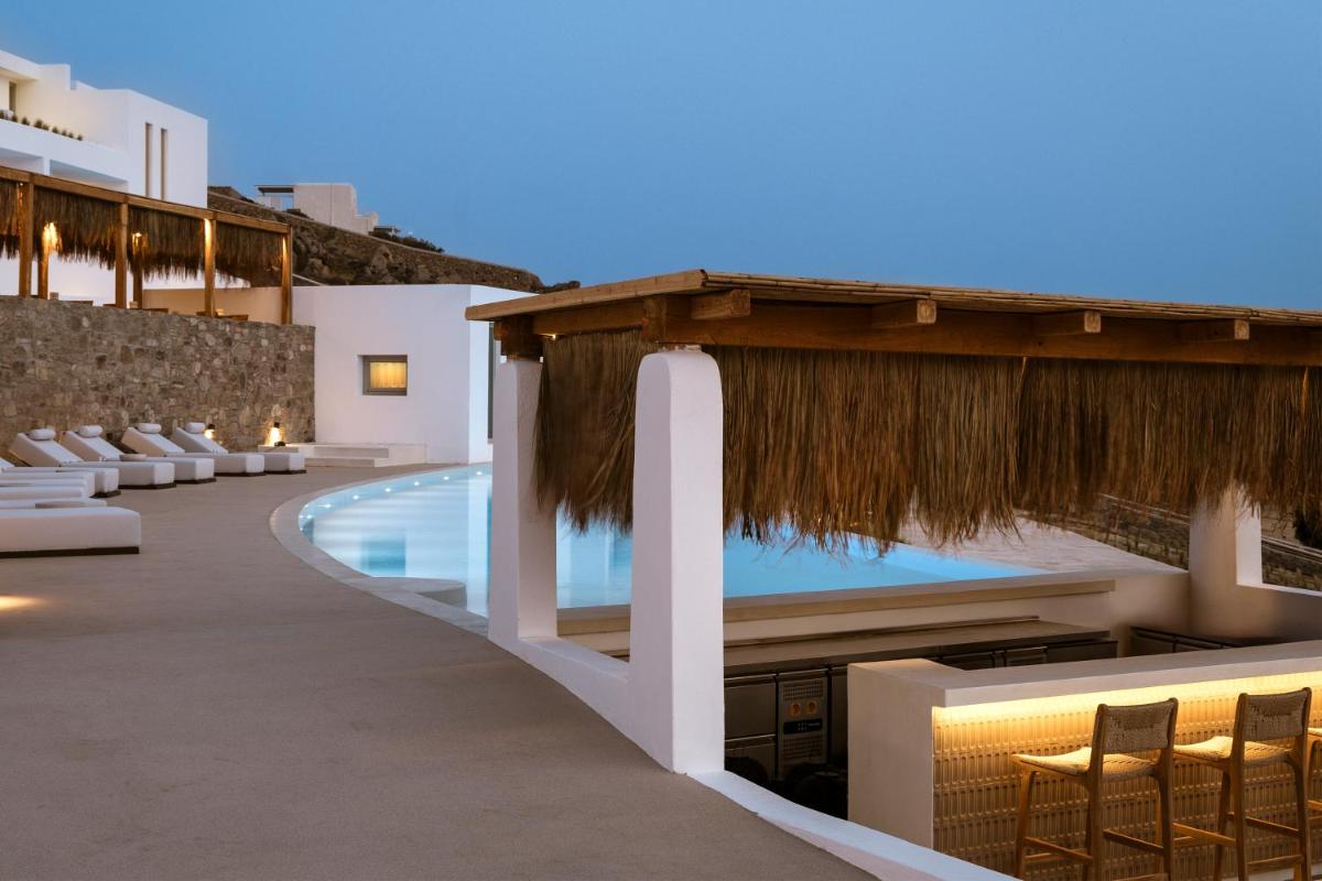 Mykonos Flow Super Paradise, Adults Only by Mr and Mrs White