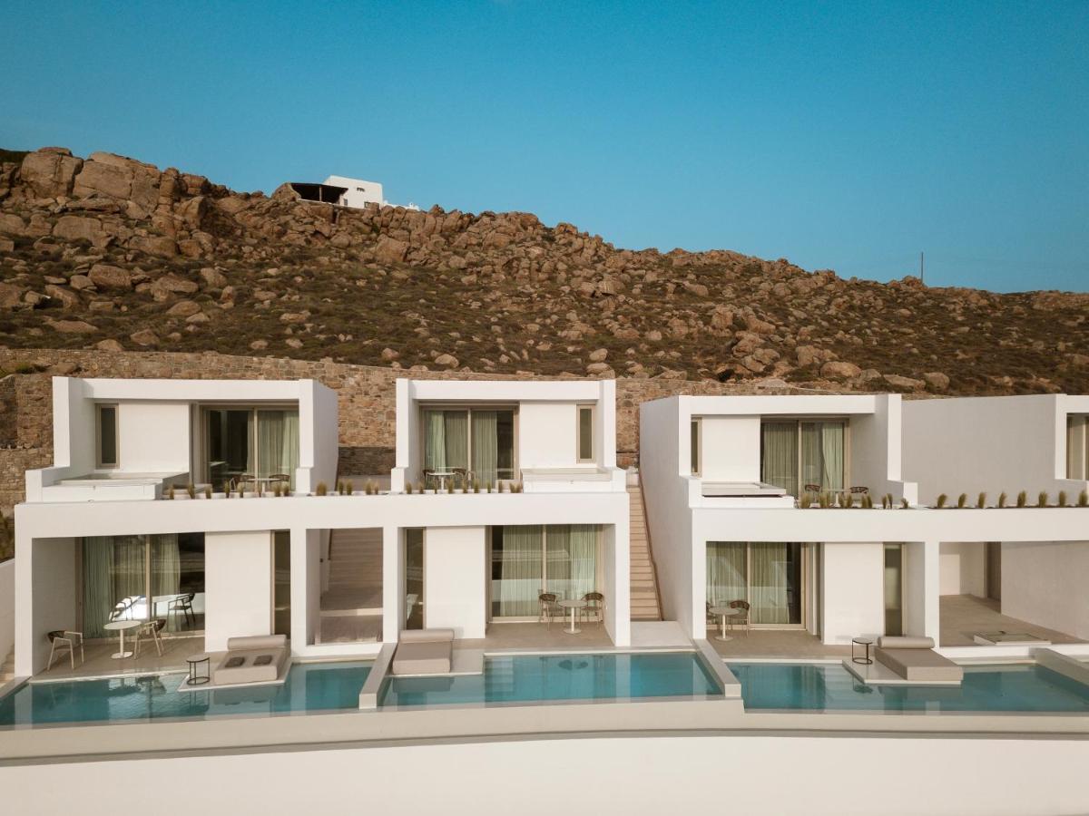 Mykonos Flow Super Paradise, Adults Only by Mr and Mrs White