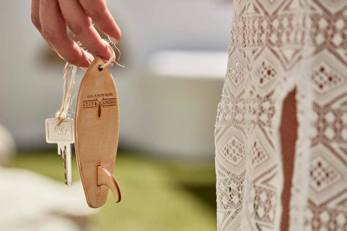 Mykonos Waves Beach House & Suites