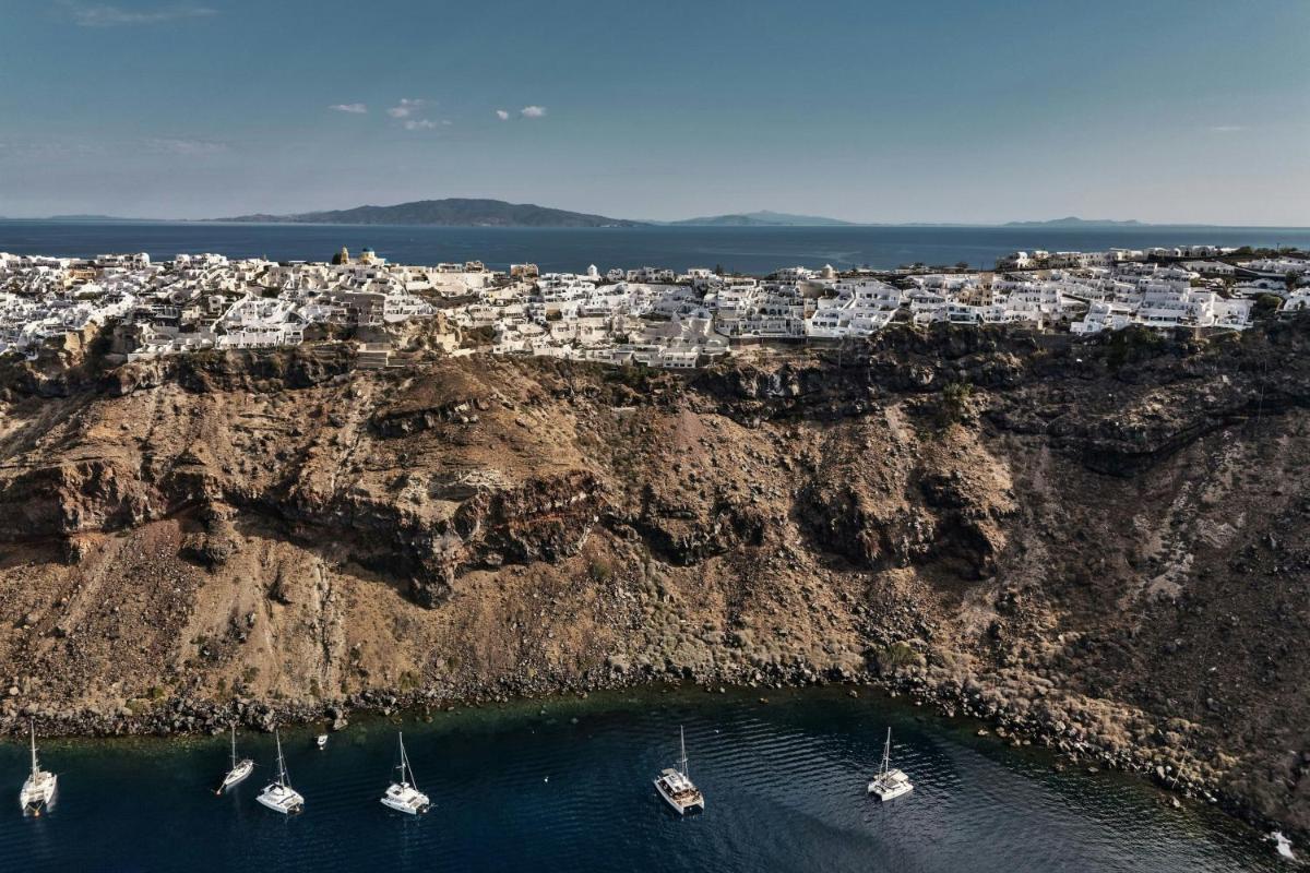 Mystique, a Luxury Collection Hotel, Santorini