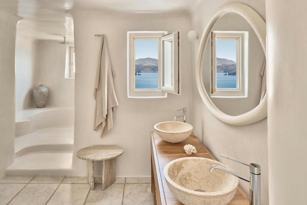 Mystique, a Luxury Collection Hotel, Santorini