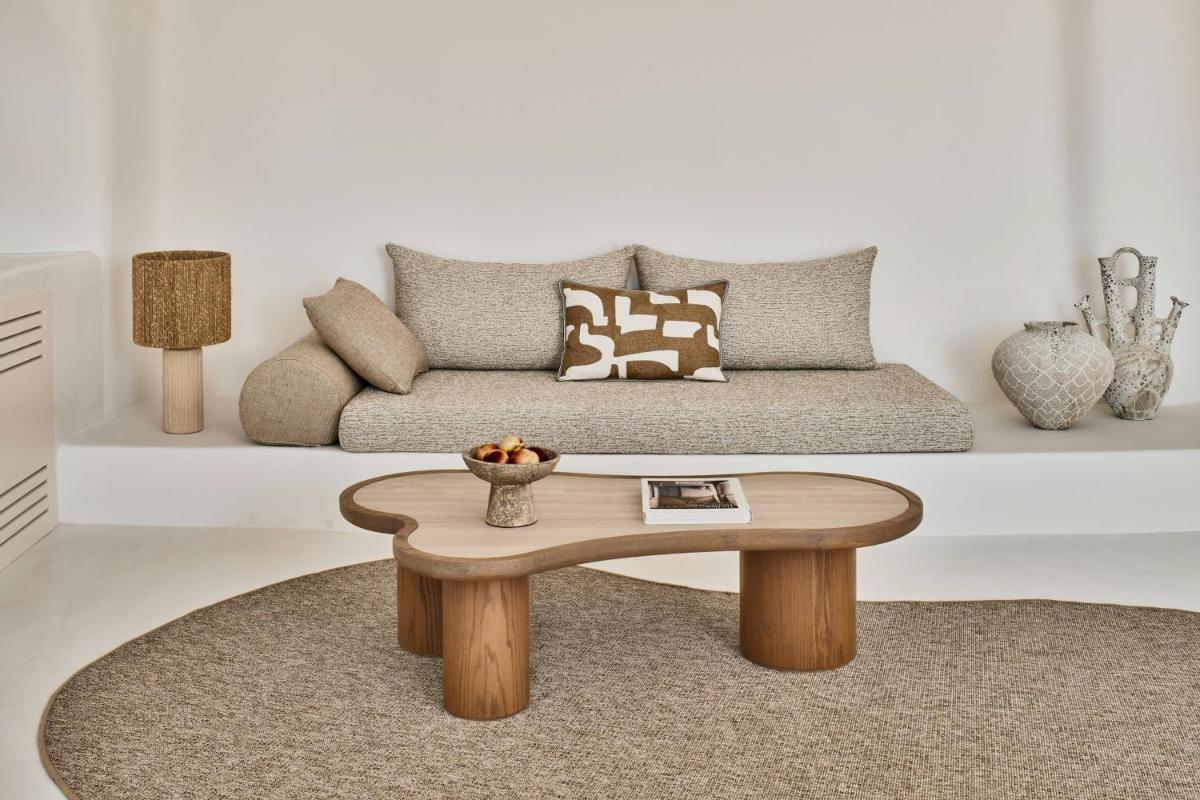 Mystique, a Luxury Collection Hotel, Santorini