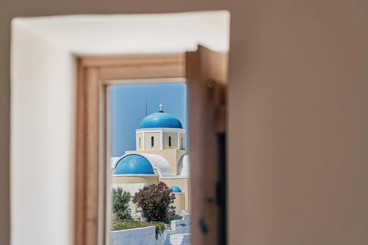 Mystique, a Luxury Collection Hotel, Santorini