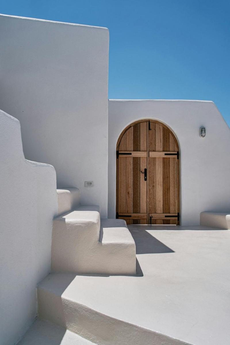 Mystique, a Luxury Collection Hotel, Santorini