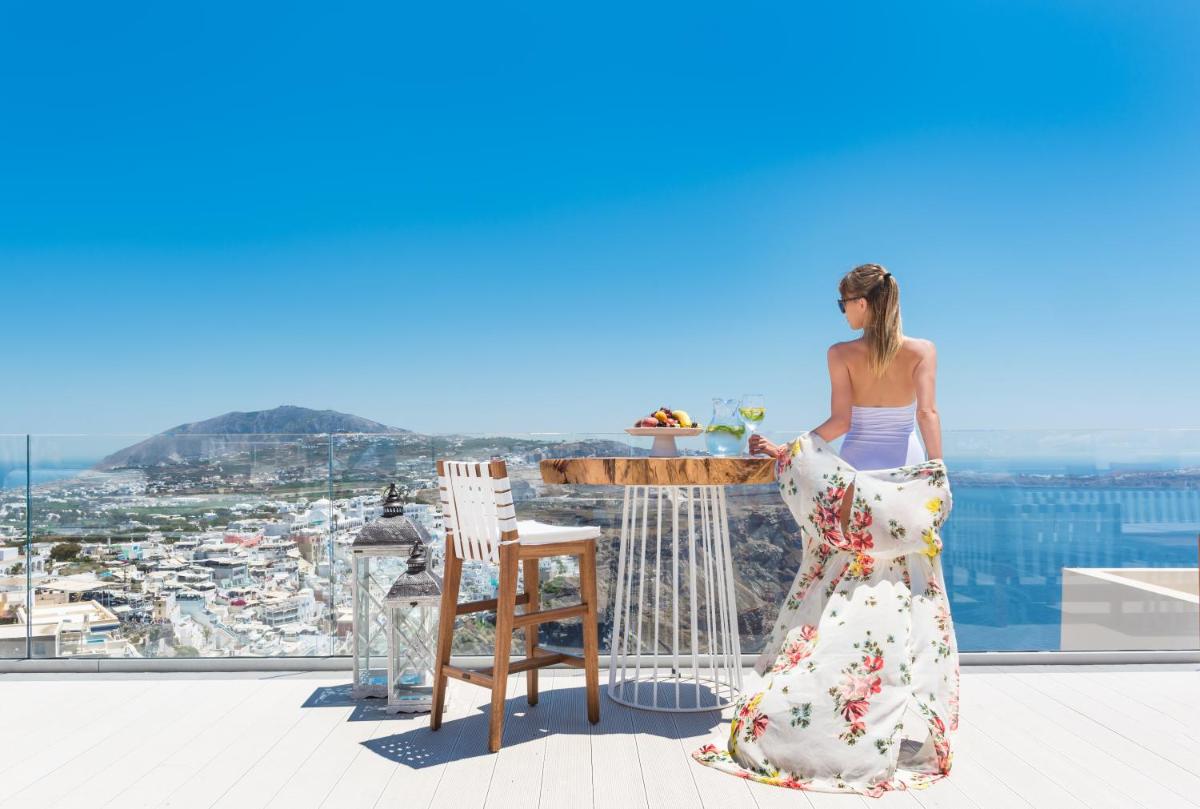 Mythical Blue Luxury Suites