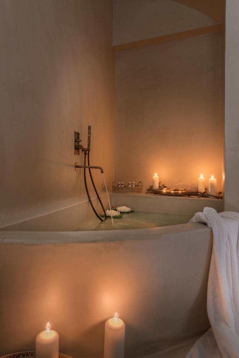 Mythical Blue Luxury Suites