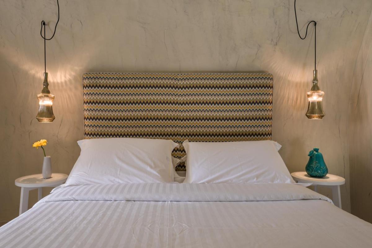 Mythical Blue Luxury Suites