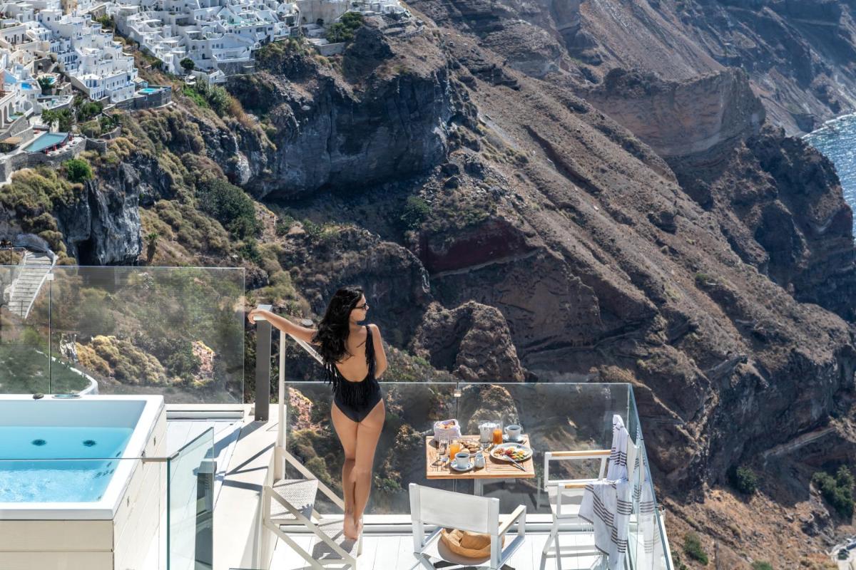 Mythical Blue Luxury Suites