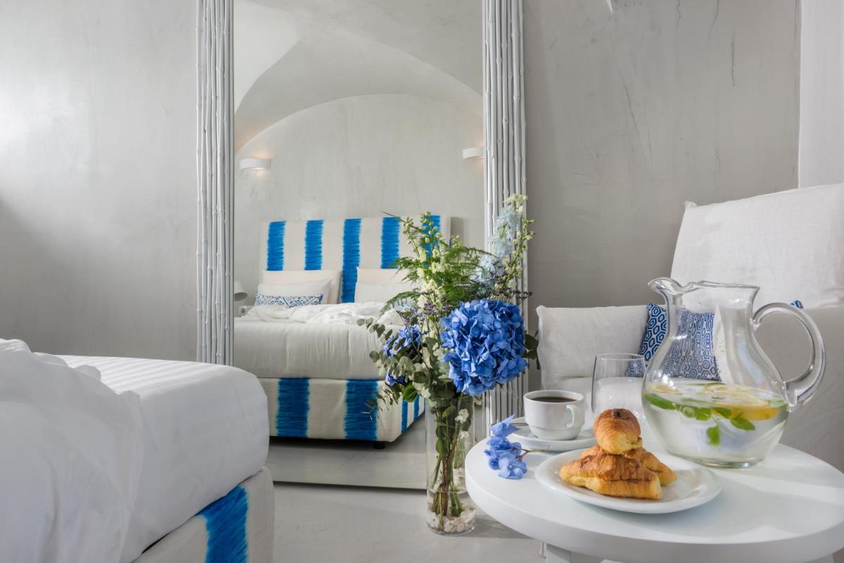 Mythical Blue Luxury Suites