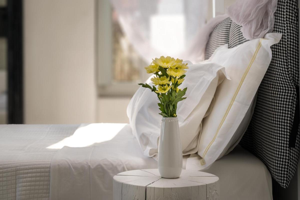 Mythical Blue Luxury Suites