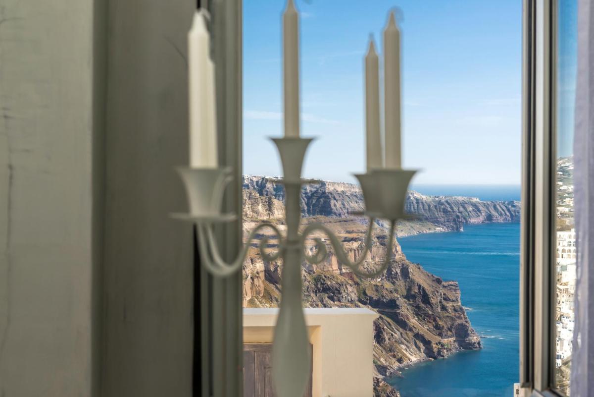 Mythical Blue Luxury Suites