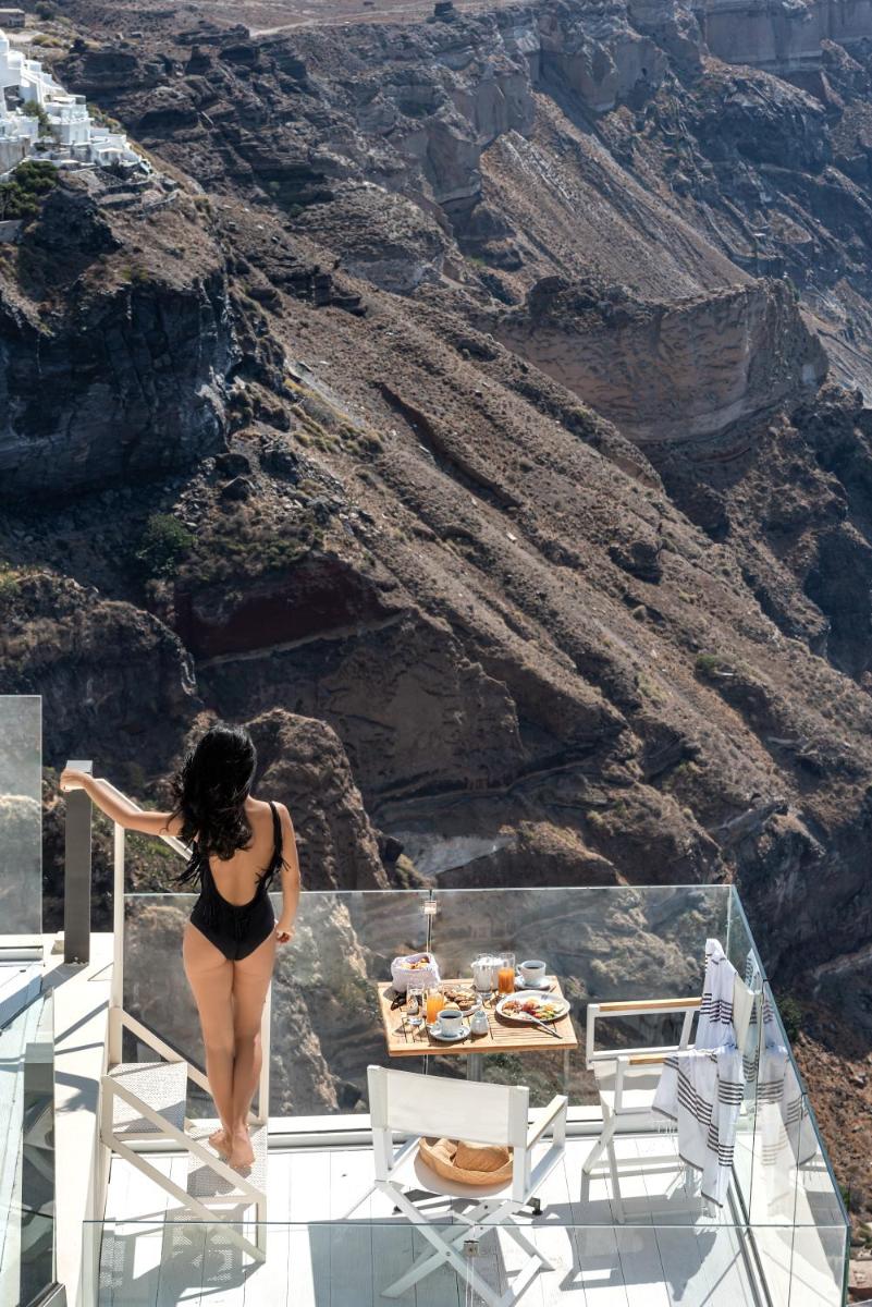 Mythical Blue Luxury Suites