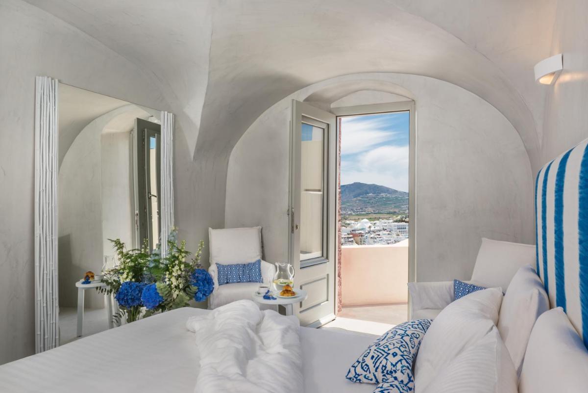Mythical Blue Luxury Suites