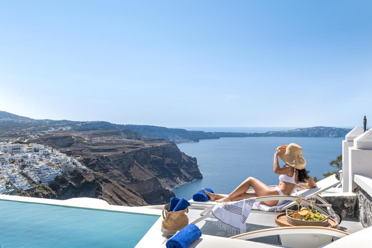 Mythical Blue Luxury Suites