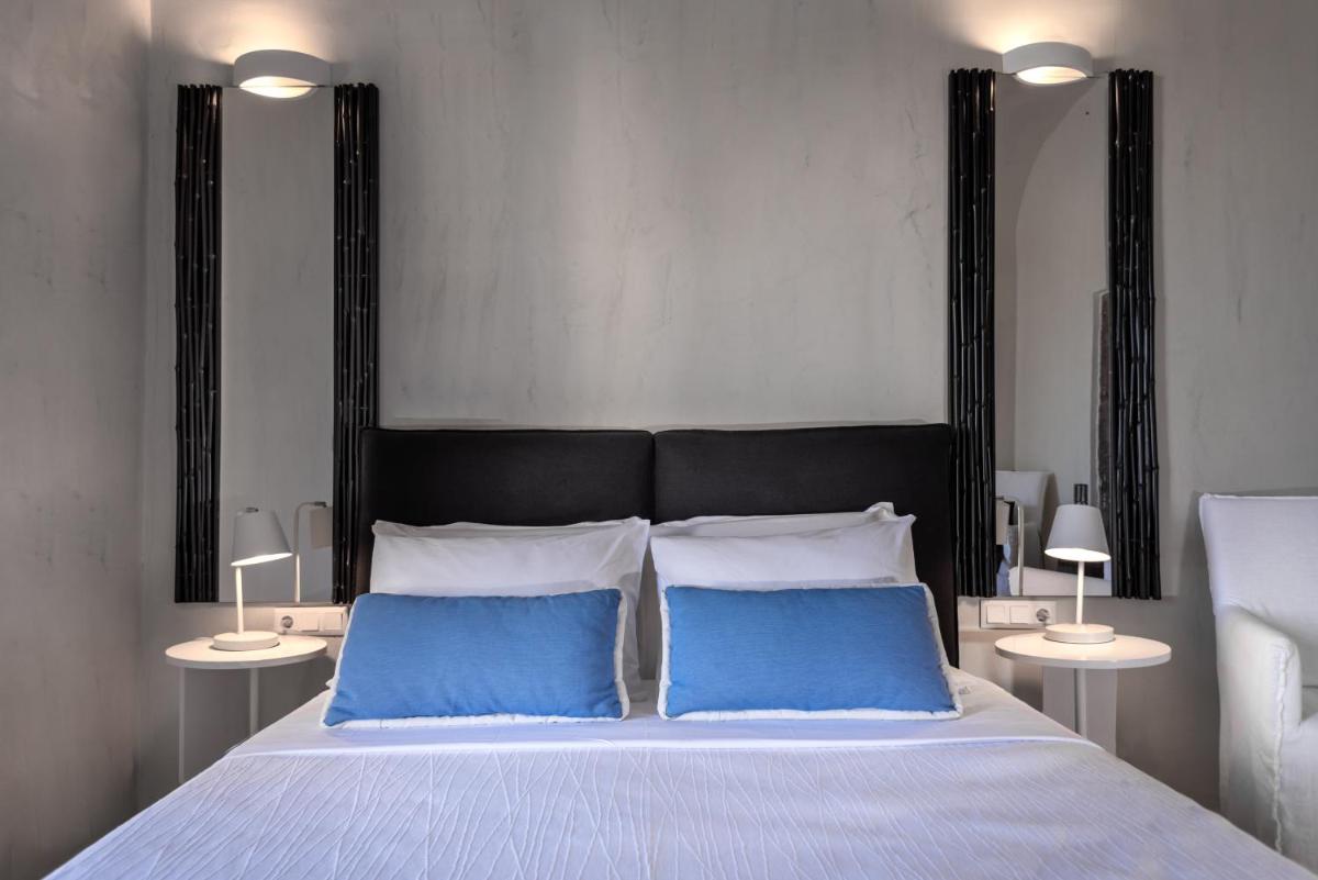 Mythical Blue Luxury Suites