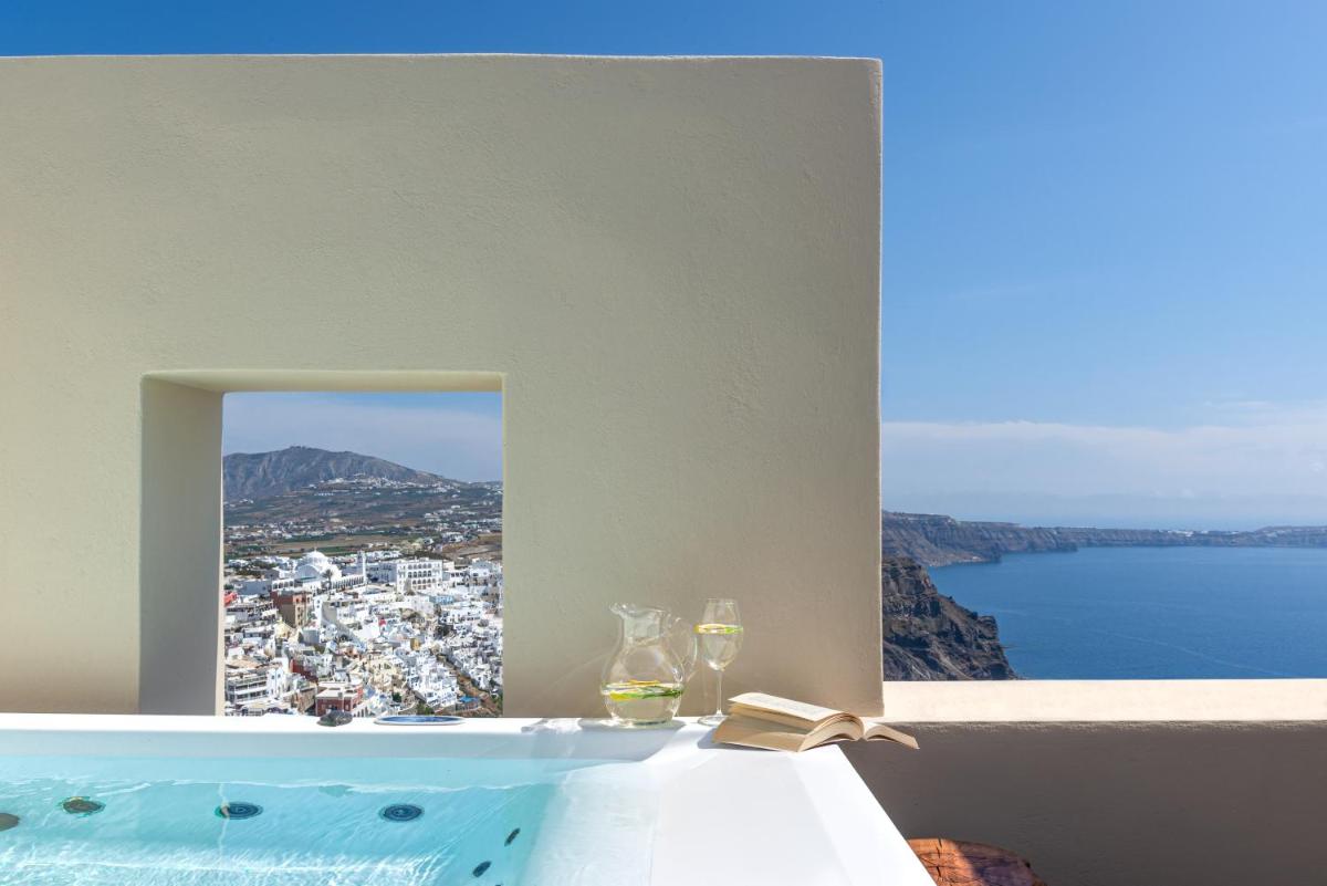 Mythical Blue Luxury Suites