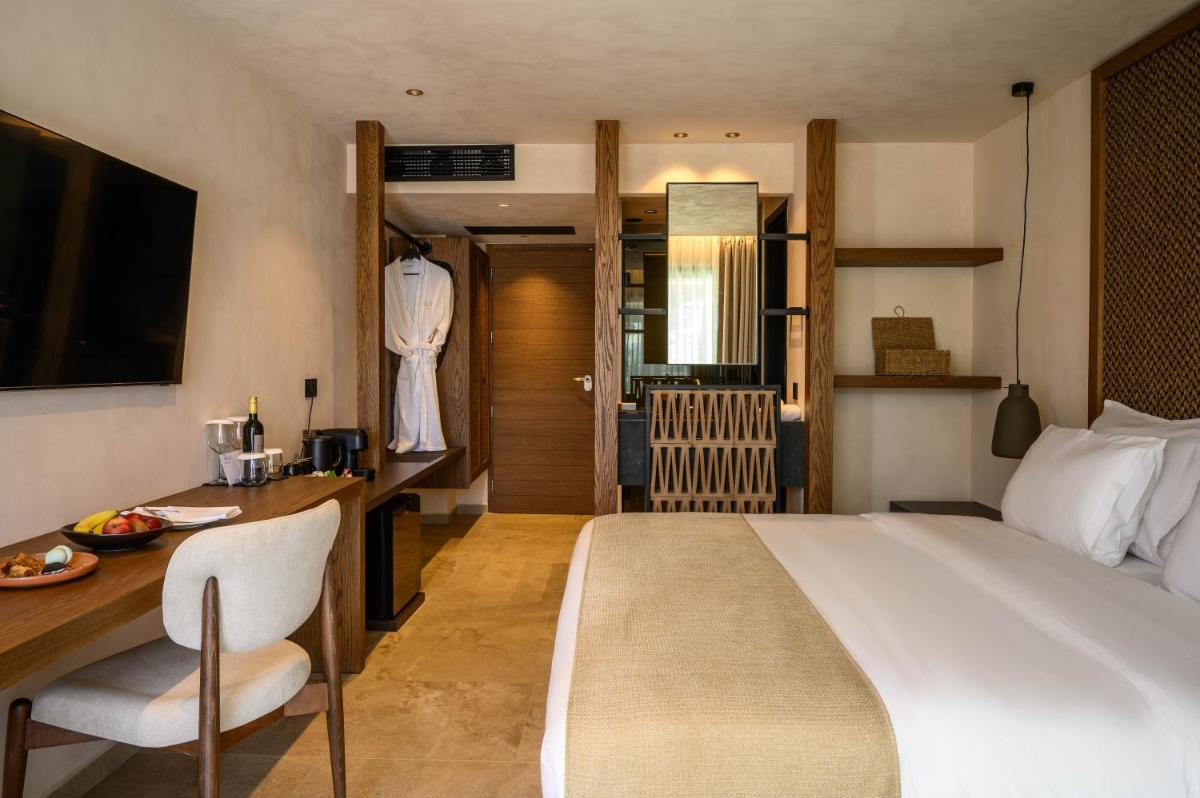 Nalu Resort & SPA Adults Only Hotel