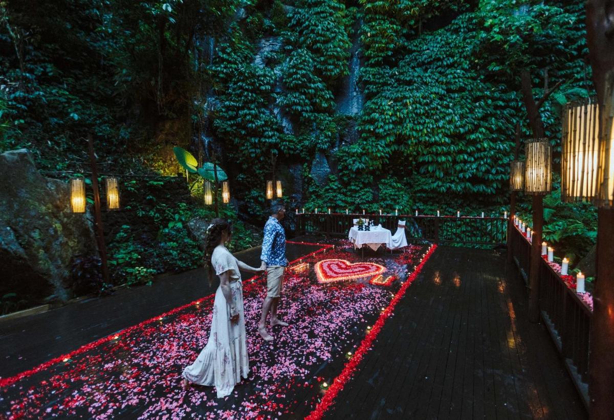 Nandini Jungle by Hanging Gardens