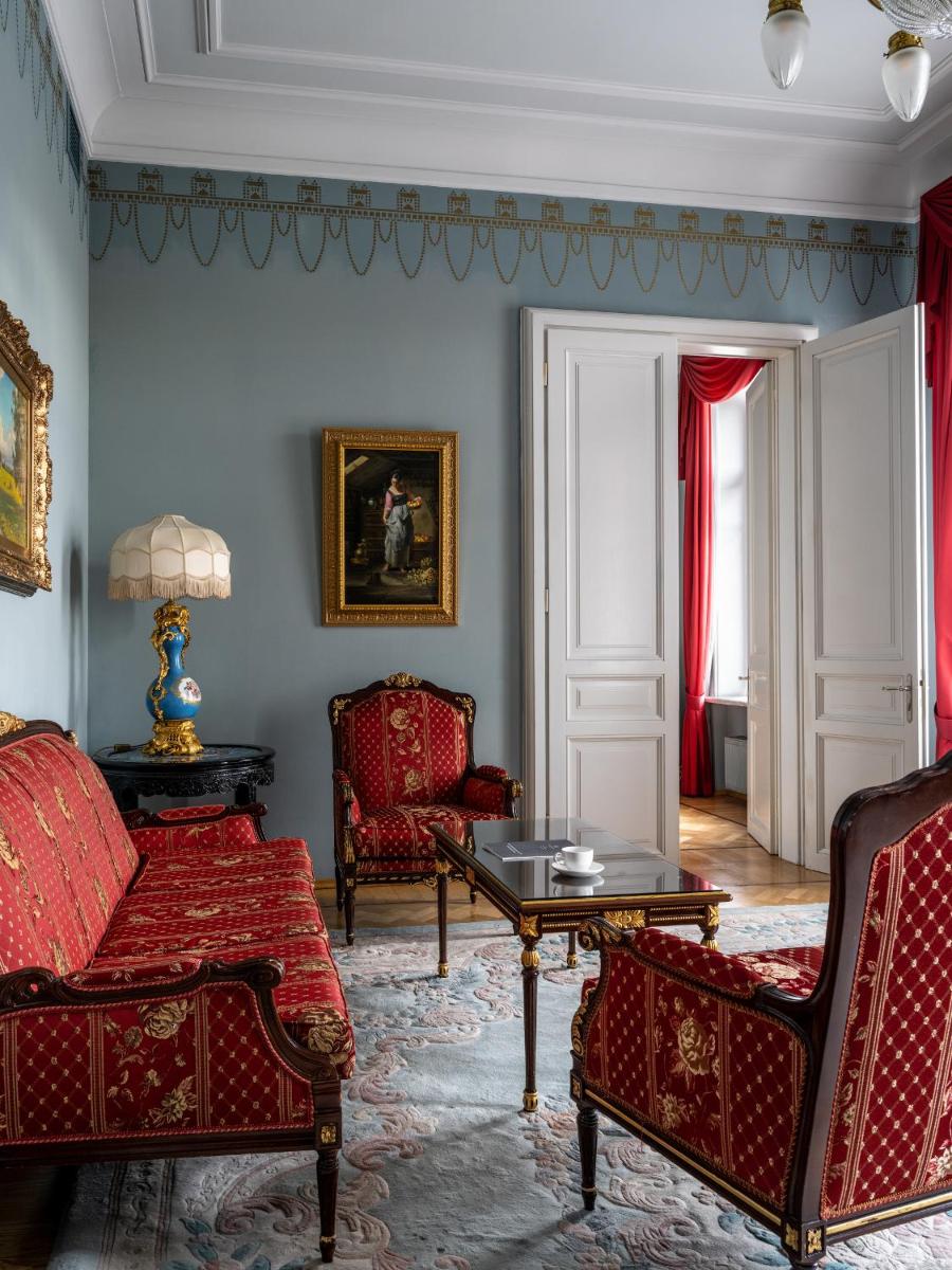 Hotel National, a Luxury Collection Hotel, Moscow