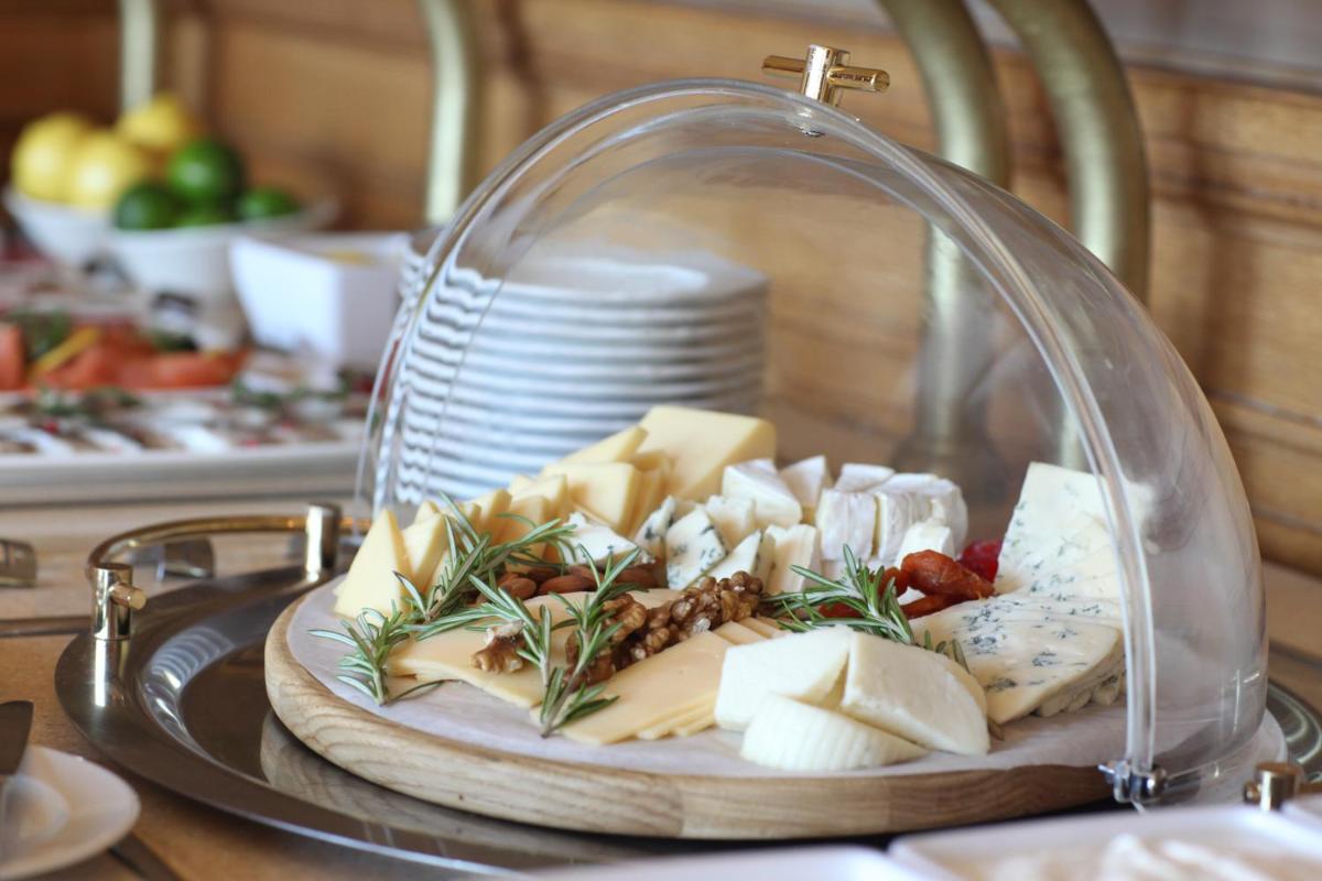 Hotel National, a Luxury Collection Hotel, Moscow