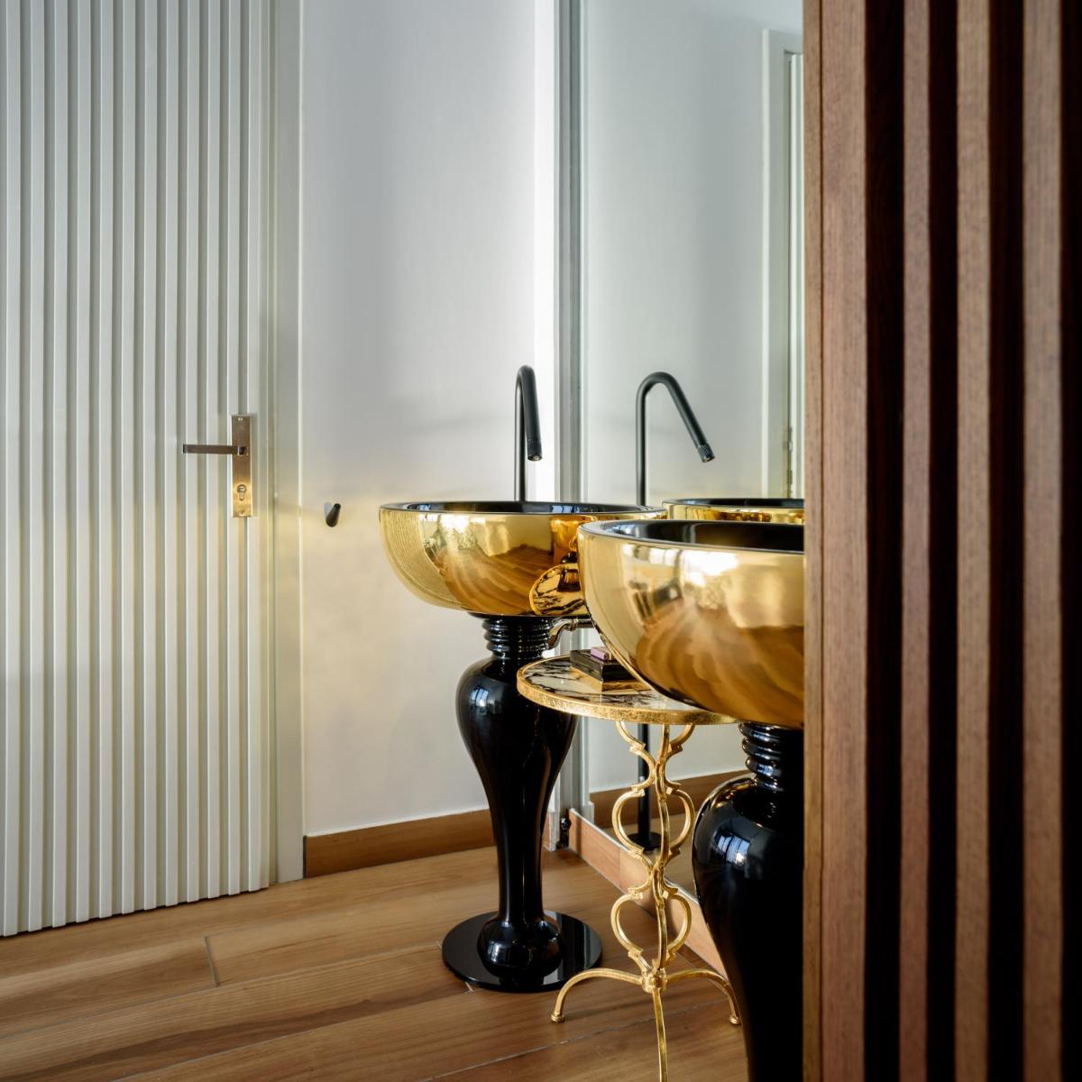 Nefeles Luxury Suites