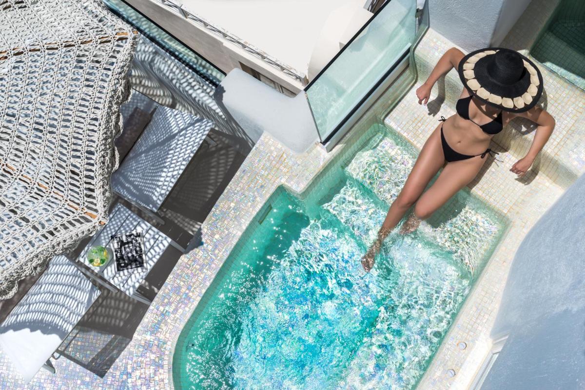 Nefeles Luxury Suites